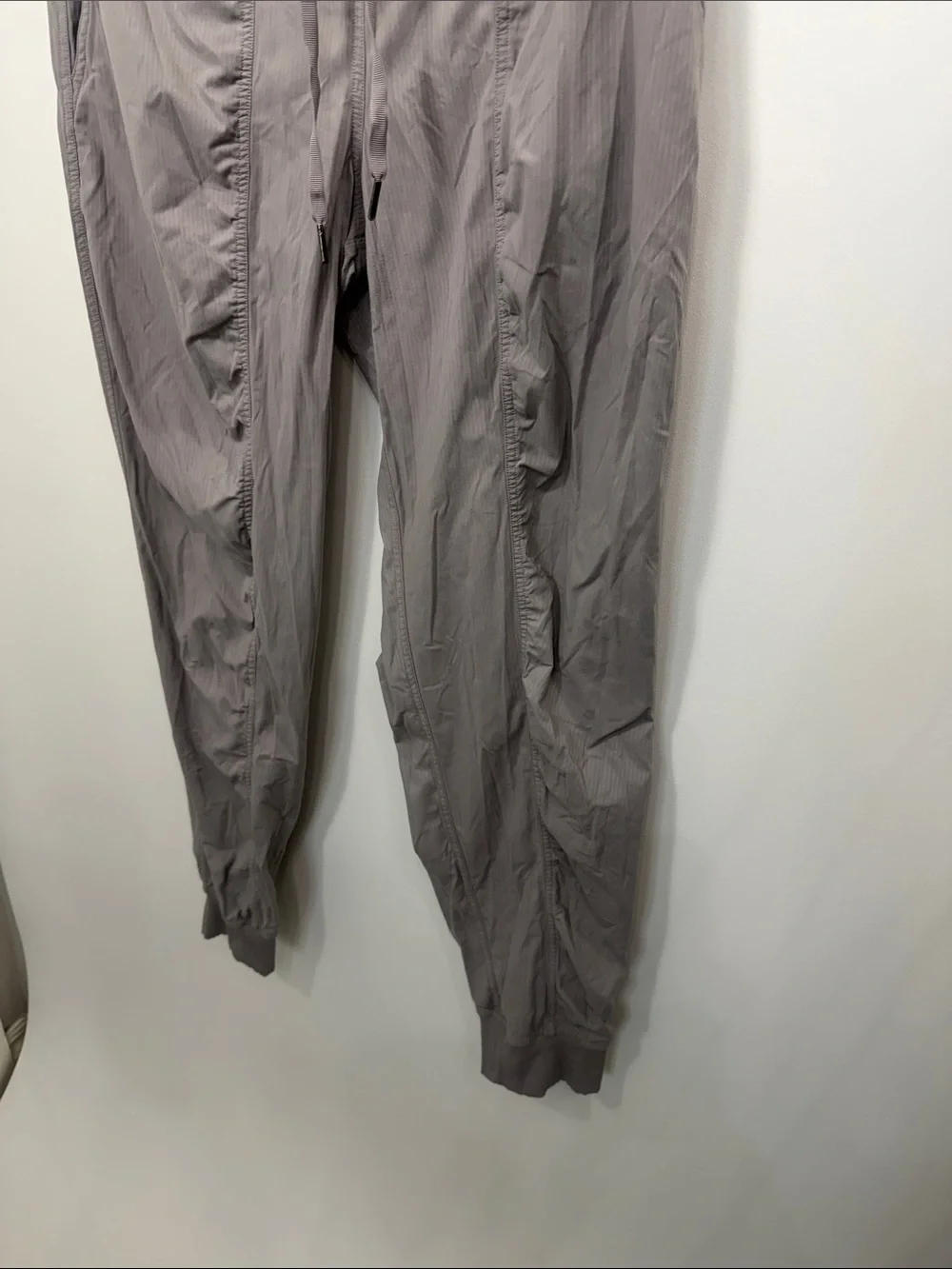 Lululemon Dance Studio lavender joggers size 12